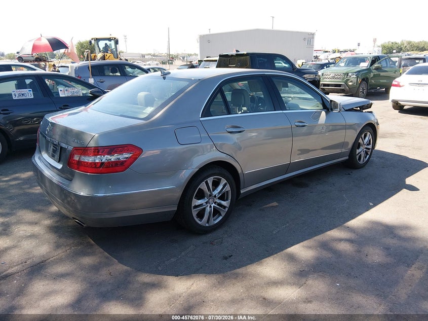 2010 MERCEDES-BENZ E 350 auction photo 4