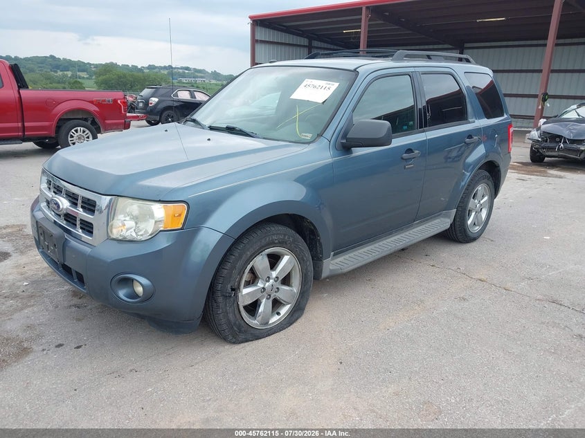 2011 FORD ESCAPE auction photo 2