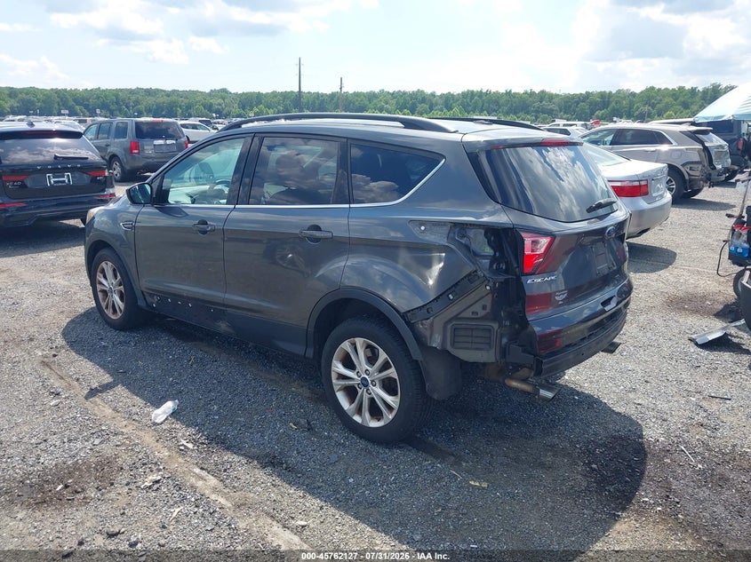 Vin: 1fmcu0gd3jua65702, lot: 46260876, ford escape se 20183