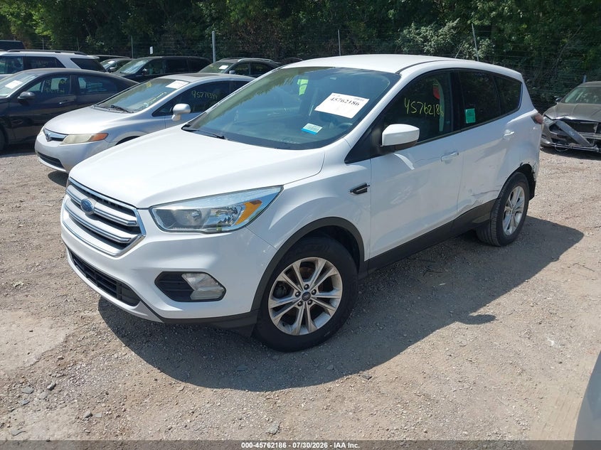 2017 FORD ESCAPE auction photo 2