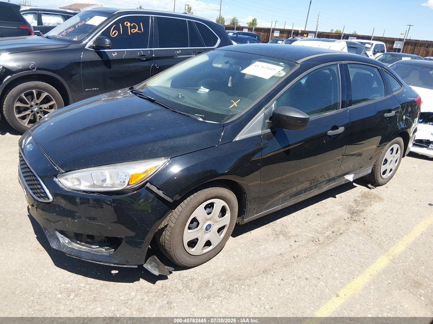 Vin: 1fadp3e20jl204747, lot: 46261194, ford focus s 20182