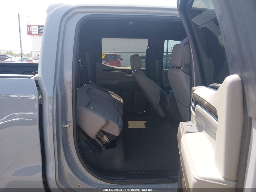 2024 CHEVROLET SILVERADO 1500 auction photo 8