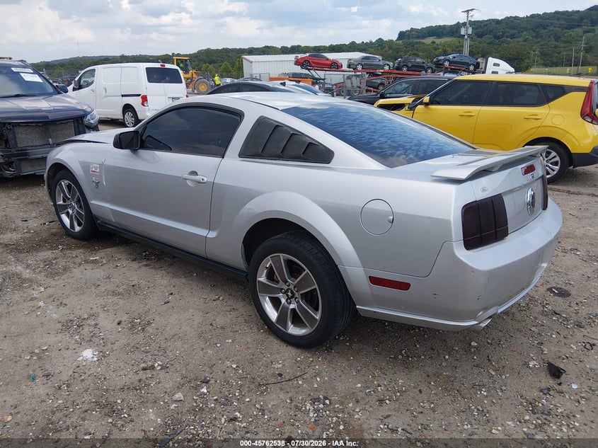 2009 FORD MUSTANG auction photo 3