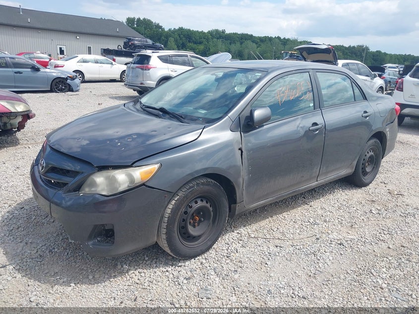 Vin: 2t1bu4ee4bc689283, lot: 46261301, toyota corolla le 20112