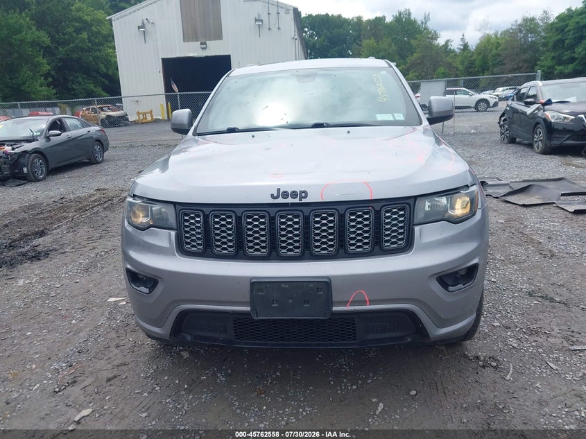 JEEP GRAND CHEROKEE - zdjęcie 12