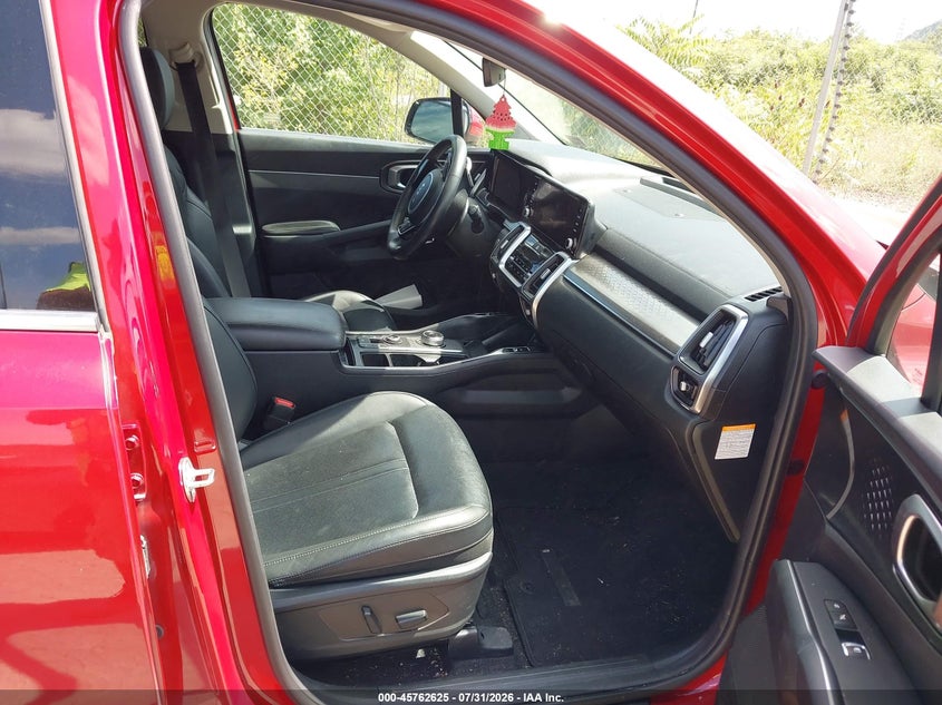 2023 KIA SORENTO HYBRID auction photo 5