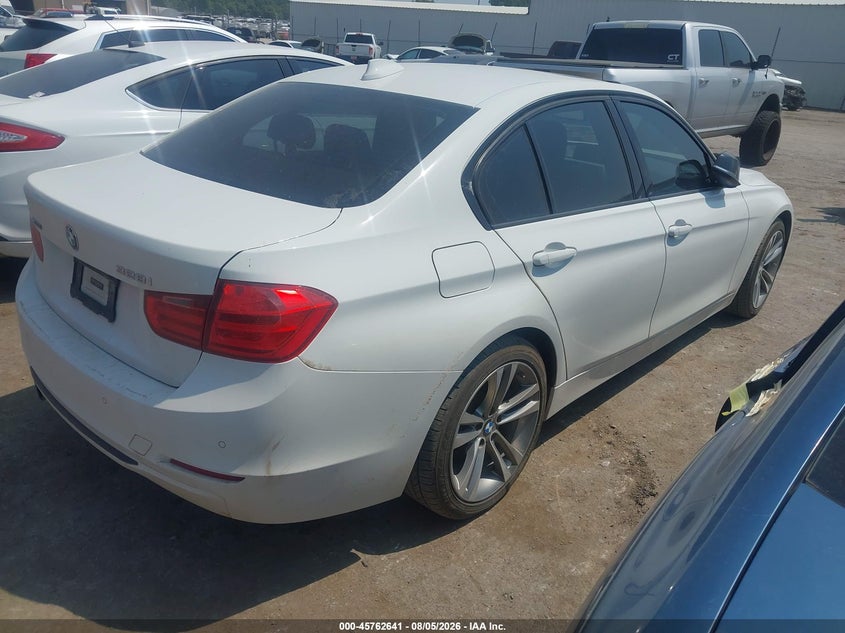 2013 BMW 328I auction photo 4