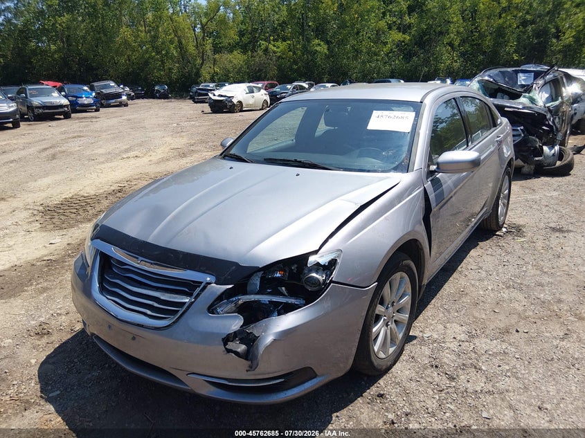 Vin: 1c3ccbbb5dn762509, lot: 46261434, chrysler 200 touring 20132