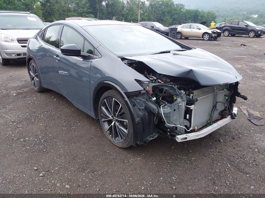 Vin: jtdadabu6p3005940, lot: 46261463, toyota prius xle awd-e 2023 img_1