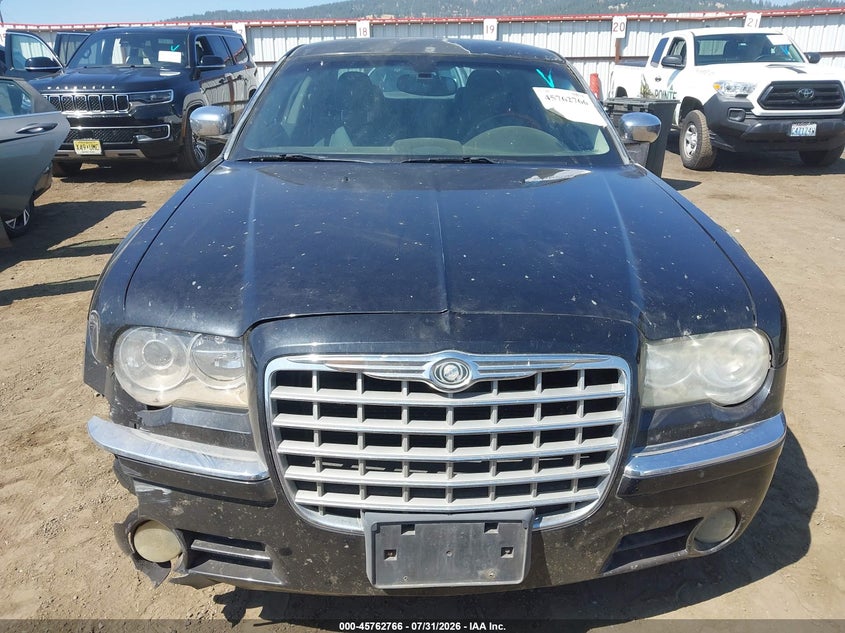 2006 CHRYSLER 300C auction photo 6