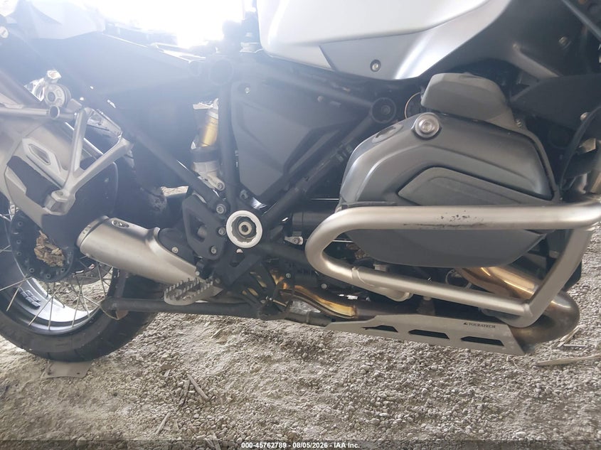2016 BMW R1200 auction photo 8