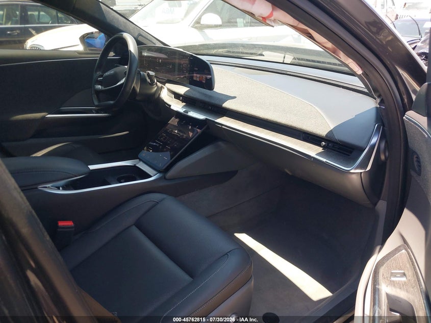 2024 LUCID AIR PURE · Фото 5