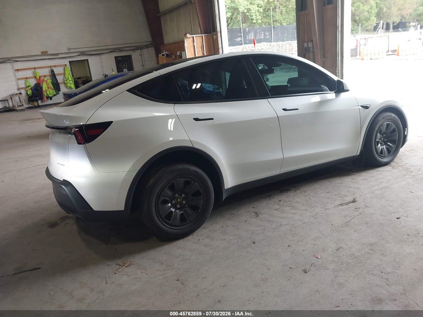 TESLA MODEL Y - zdjęcie 4