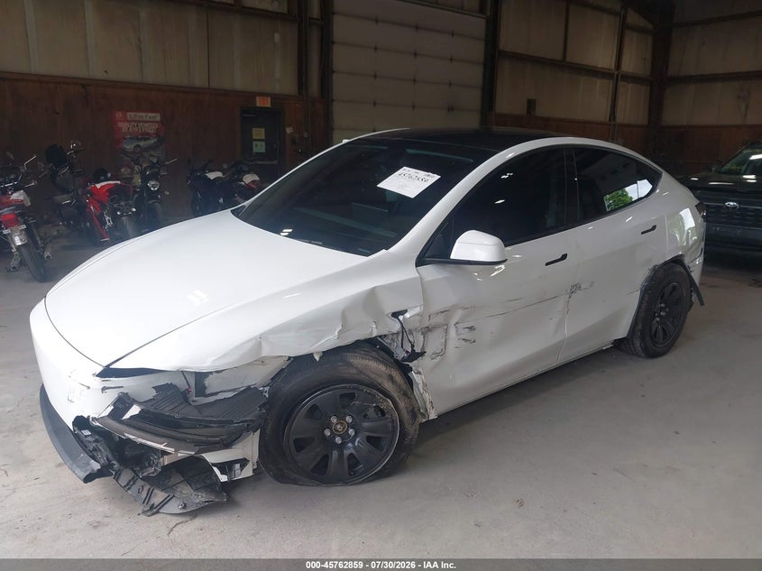 TESLA MODEL Y - zdjęcie 6
