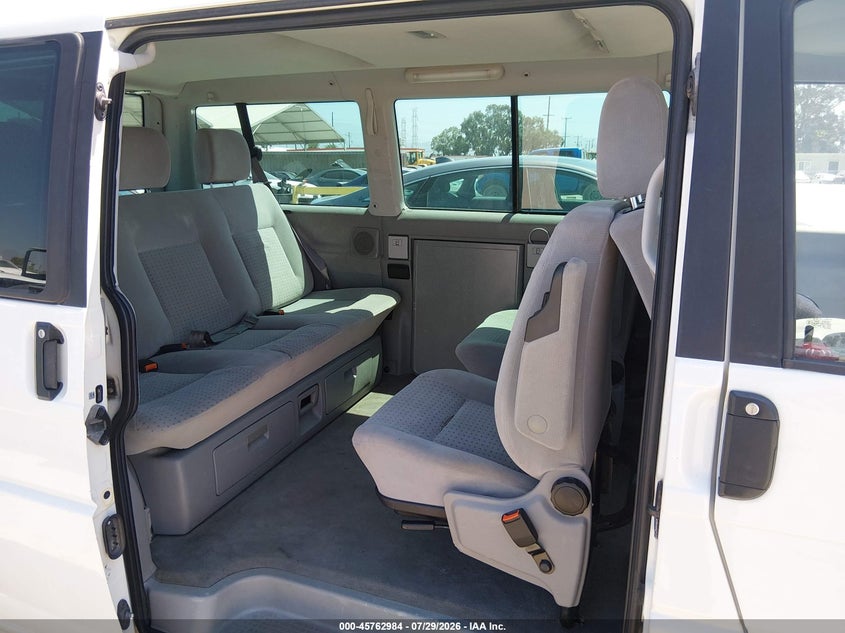 2003 VOLKSWAGEN EUROVAN auction photo 8