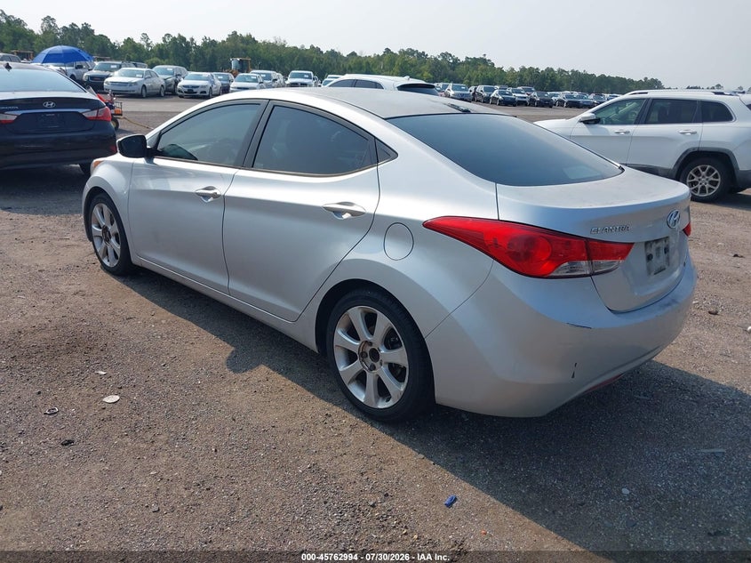 2013 HYUNDAI ELANTRA auction photo 3