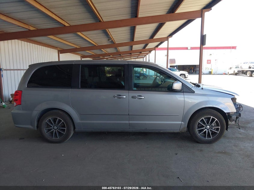 2015 DODGE GRAND CARAVAN R/T · Фото 14