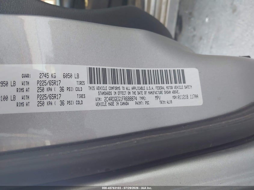 2015 DODGE GRAND CARAVAN R/T · Фото 9