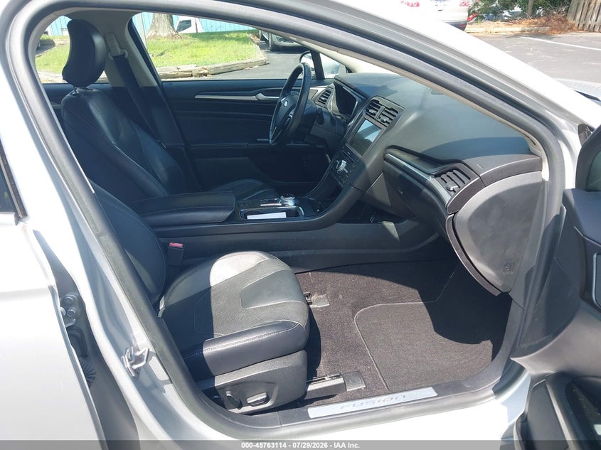 2019 FORD FUSION ENERGI auction photo 5