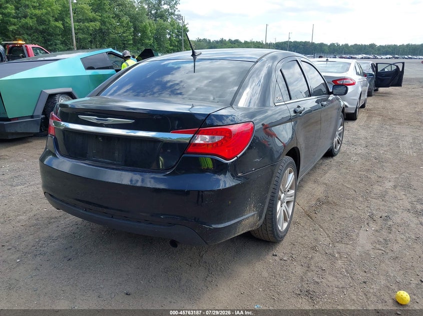 Vin: 1c3ccbab8dn641247, lot: 46261936, chrysler 200 lx 20134