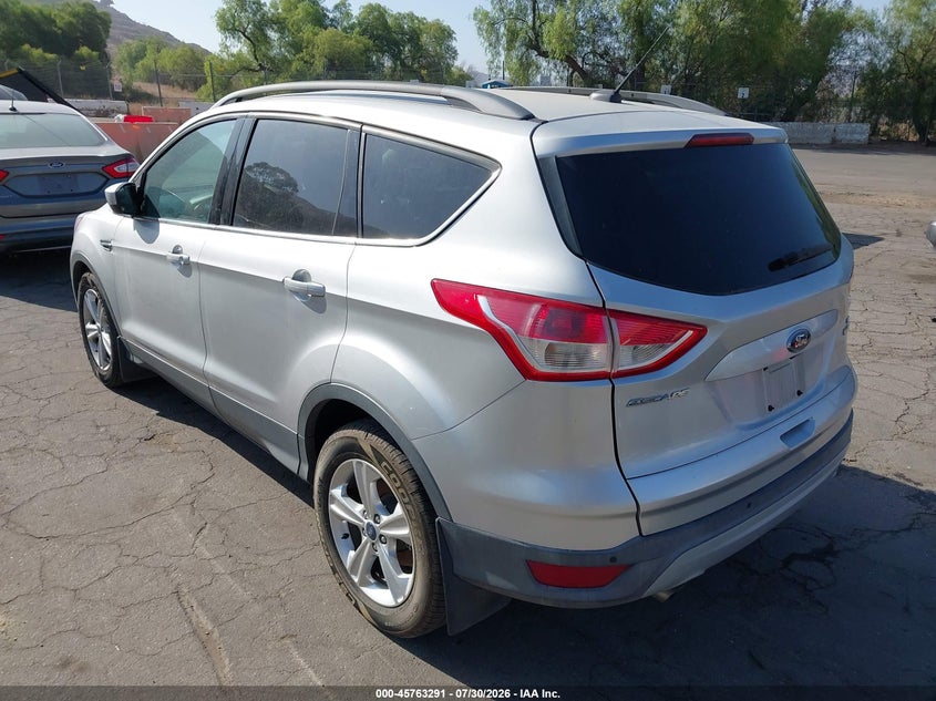 Vin: 1fmcu0gx1euc85453, lot: 46262040, ford escape se 20143