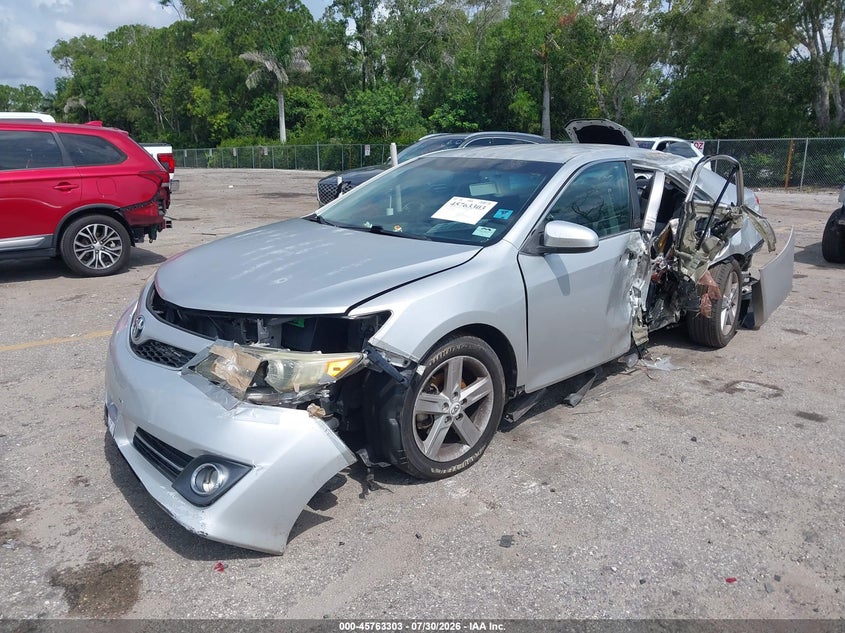 Vin: 4t1bf1fk8cu061465, lot: 46262052, toyota camry se 20122
