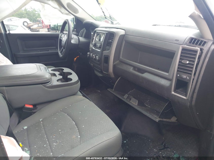 2018 RAM 1500 auction photo 5