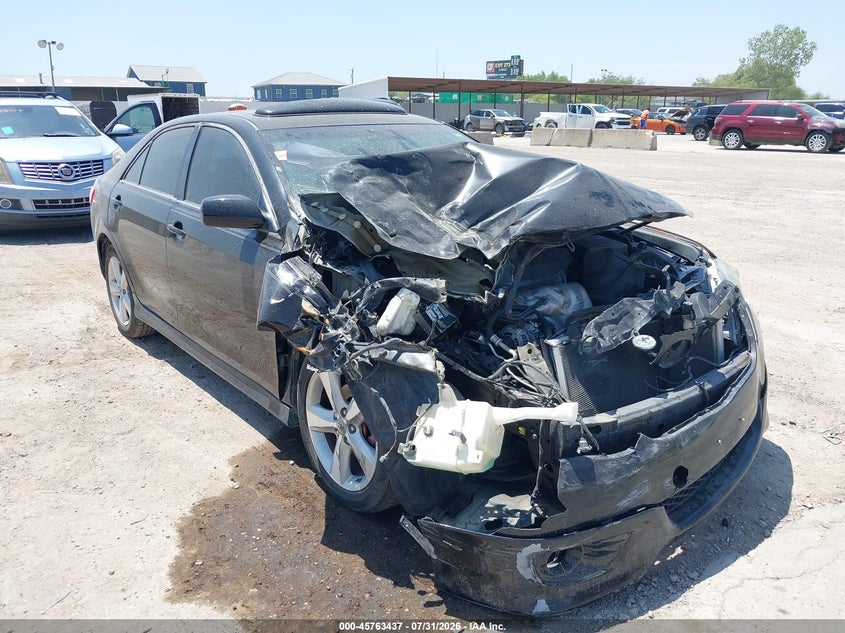 Vin: 4t1bf3ek4bu180884, lot: 46262186, toyota camry se 2011 img_1