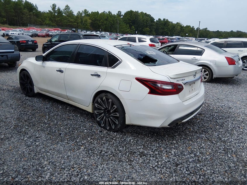 Vin: 1n4al3ap1hc255104, lot: 46262213, nissan altima 2.5 sr 20173