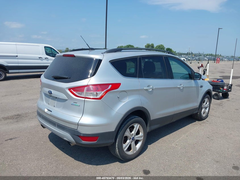 Vin: 1fmcu0gx9eua70130, lot: 46262219, ford escape se 20144