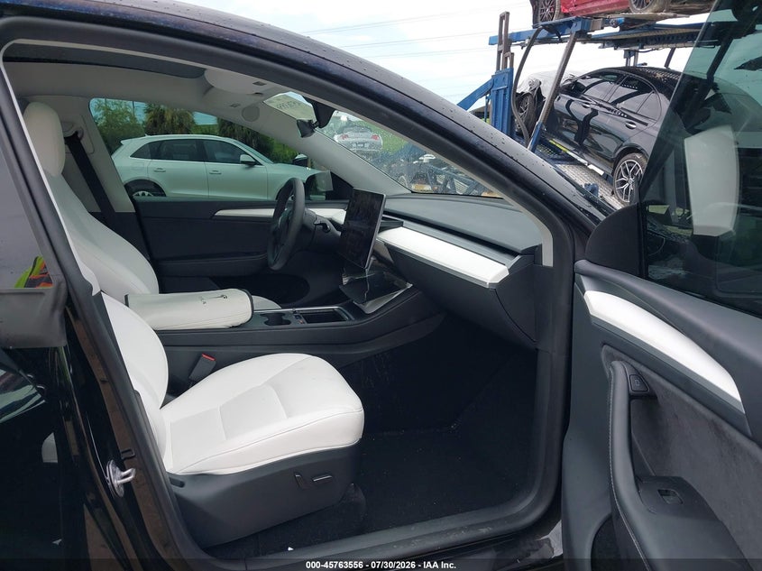2024 TESLA MODEL Y SPORT UTILITY VEHICLE U U UX