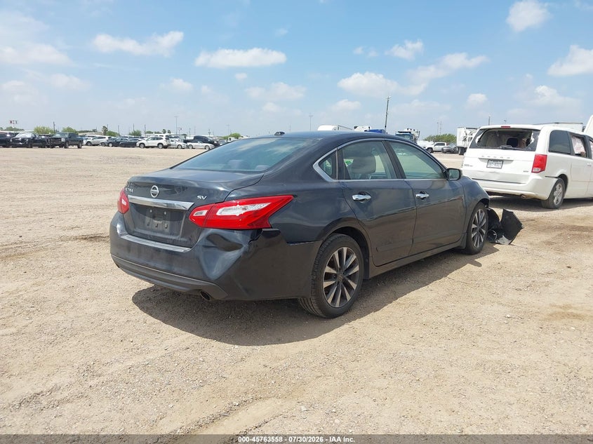 2017 NISSAN ALTIMA auction photo 4