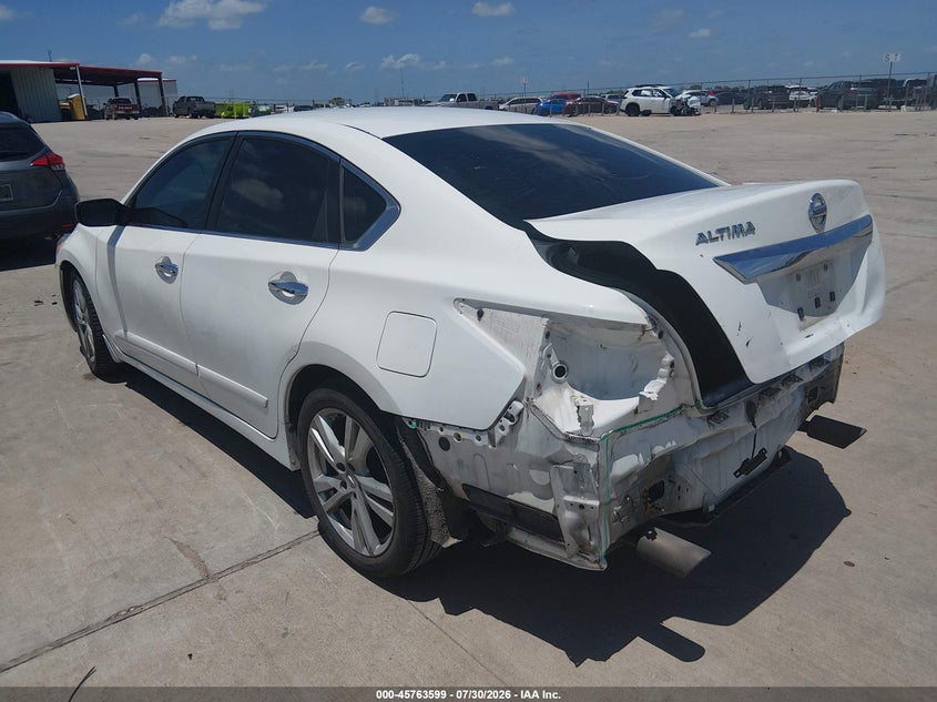 2015 NISSAN ALTIMA auction photo 3