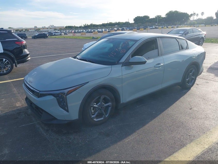 Vin: 3kpft4de6se027115, lot: 46262373, kia k4 lxs 20252