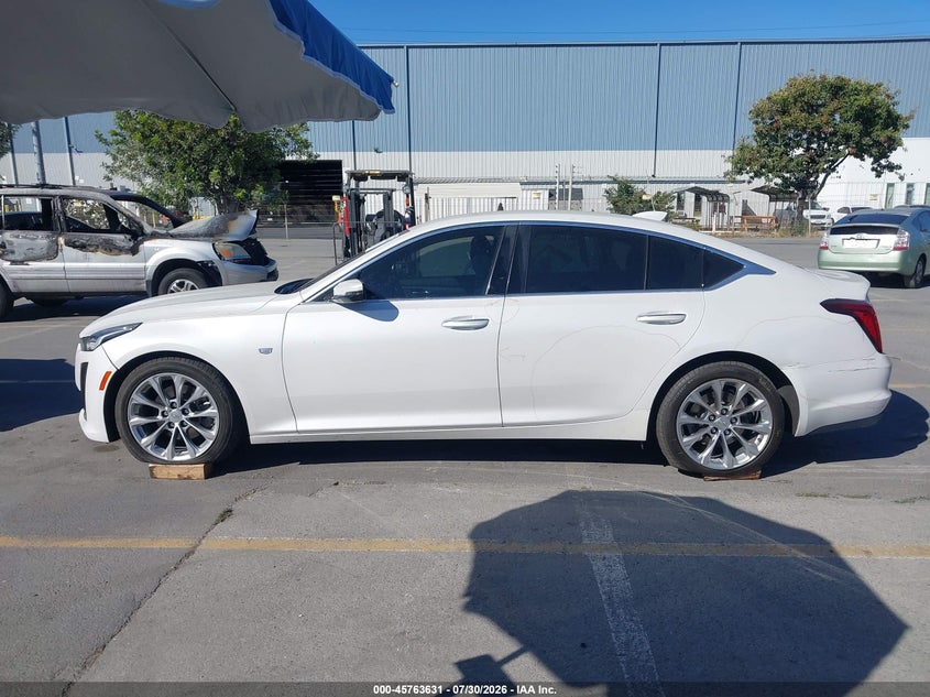 CADILLAC CT5 - zdjęcie 14