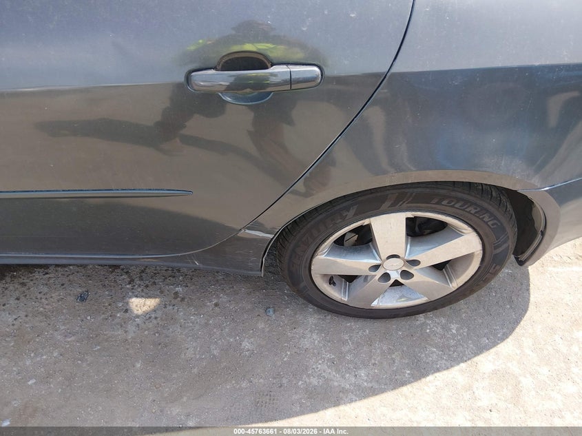 2006 PONTIAC G6 auction photo 6