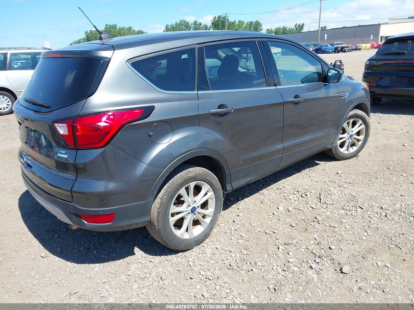 Vin: 1fmcu0gd0kua69157, lot: 46262536, ford escape se 20194