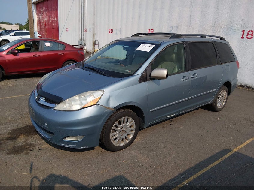 2008 Toyota Sienna, Обычный износ, IAAI, VIN 5TDBK22C58S012806 — фото 2