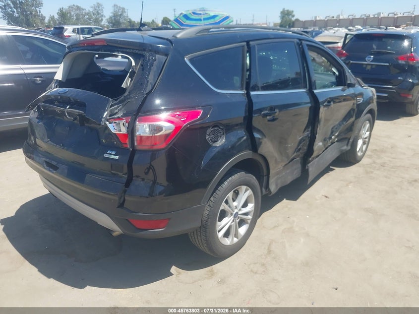 Vin: 1fmcu0gdxjub44638, lot: 46262552, ford escape se 20184