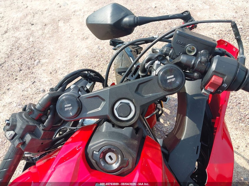 2025 HONDA CBR650 auction photo 7