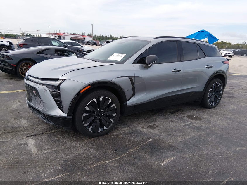 2024 CHEVROLET BLAZER EV auction photo 2