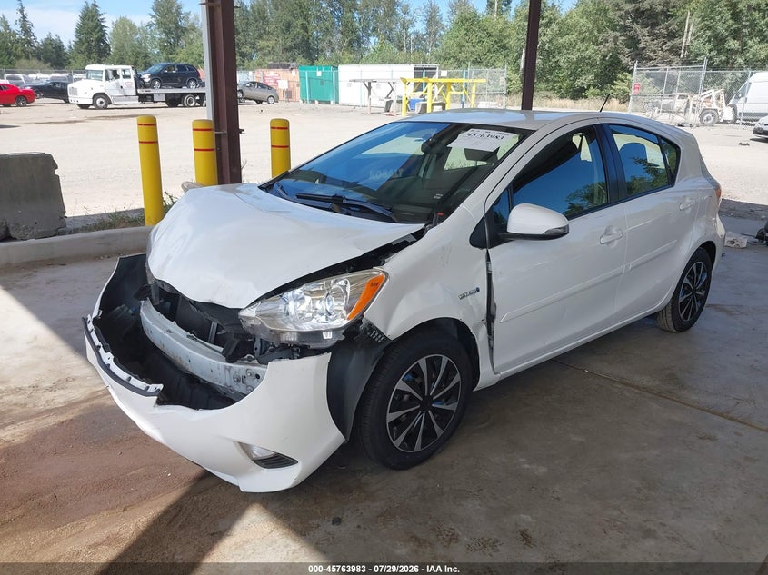 Vin: jtdkdtb30c1521921, lot: 46262732, toyota prius c three 20122