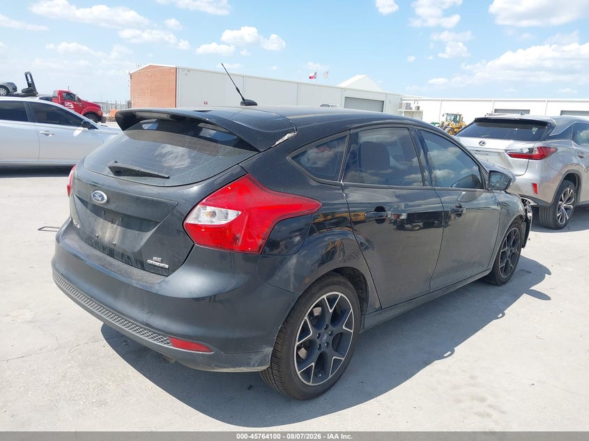 Vin: 1fadp3k26dl226471, lot: 46262849, ford focus se 20134