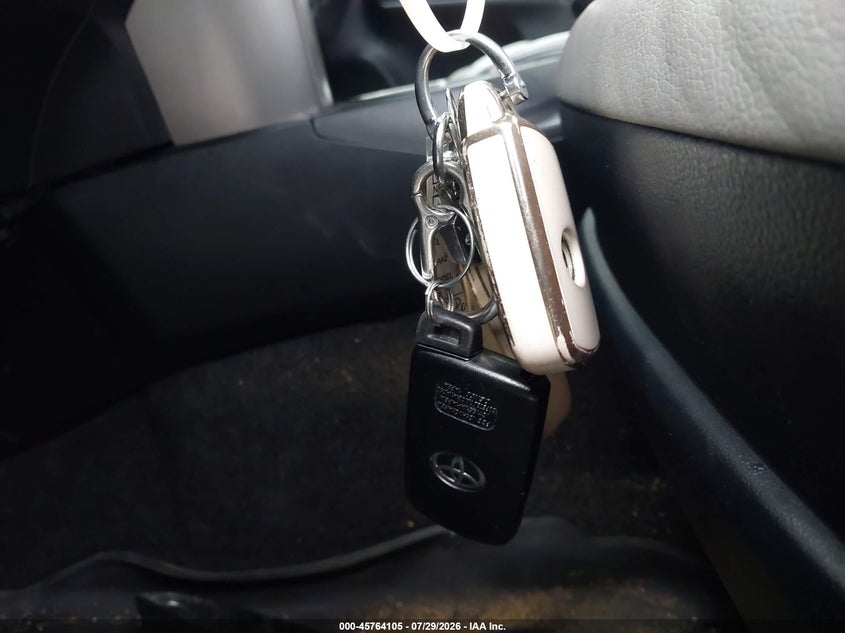 TOYOTA RAV4 HYBRID - zdjęcie 11