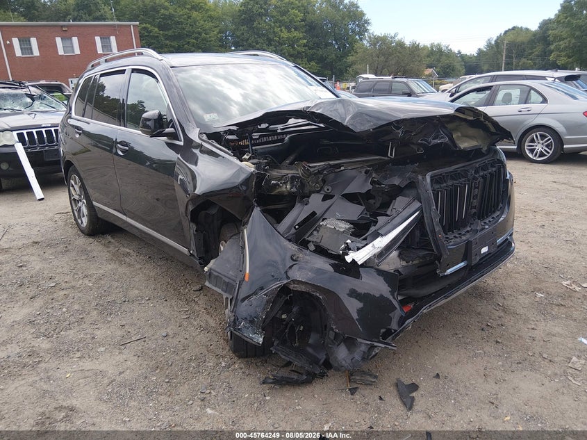 2020 BMW X7 auction photo 6