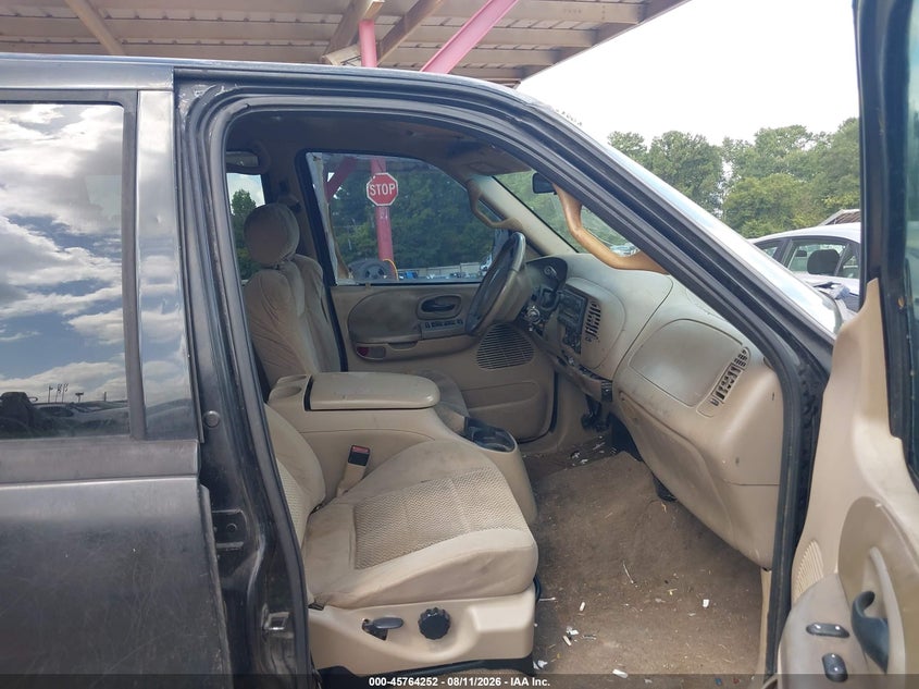 2002 FORD F-150 auction photo 5