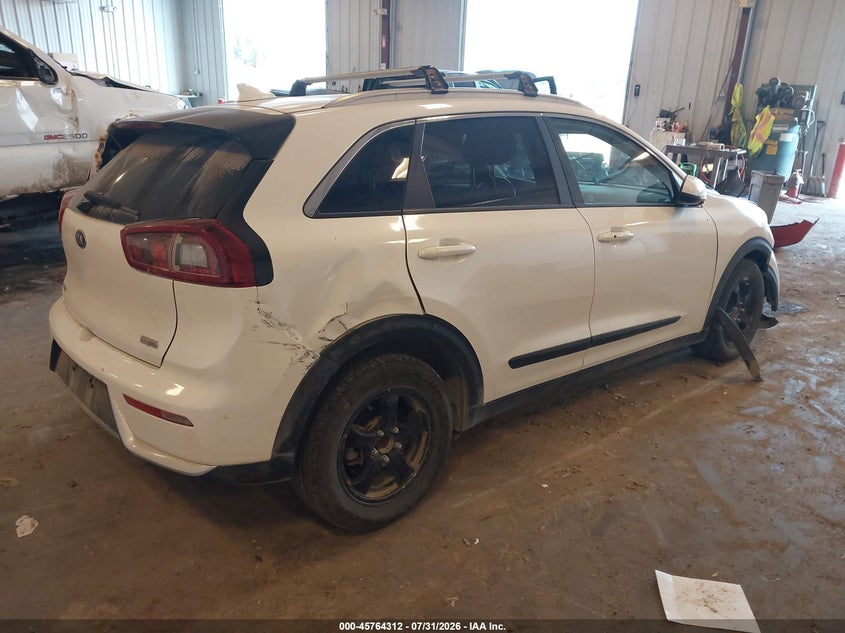 Vin: kndcb3lc8k5243754, lot: 46263061, kia niro lx 20194