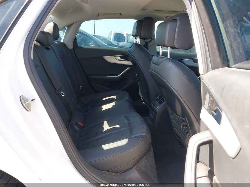 2017 AUDI A4 auction photo 8