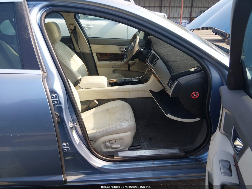 2009 JAGUAR XF auction photo 5