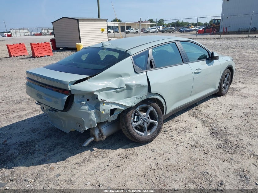 2026 KIA K4 LXS · Photo 4